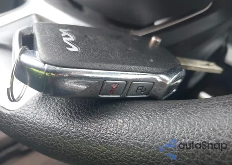 2023 Kia Sportage Lx из США, поврежденный, VIN KNDPUCAF7P7206151